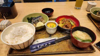 Menu Japanese set lunch di restoran Jepang Ootoya