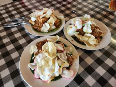 Gado Gado Mak Gobang BSD.