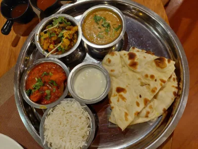 Queen's Tandoor restoran india di jakarta.