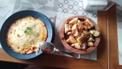 Lasagna dan Tahu Gejrot di Indotofu Haus