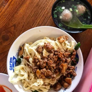 bakmi babi jakarta selatan