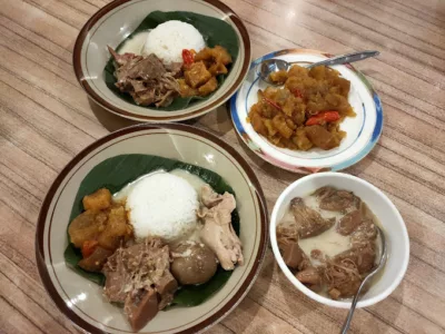 Gudeg Adem Ayem Jakarta, Gudeg Jakarta