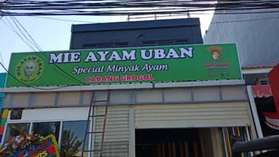 Mie ayam uban Jakarta Barat, Mie ayam Jakarta Barat