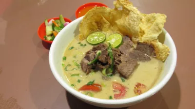 Soto Betawi Bang Udin, Soto Betawi Jakarta Timur.