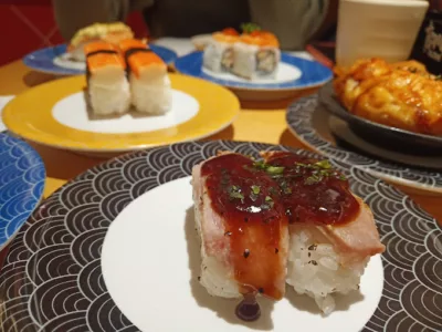 Tom sushi jakarta selatan