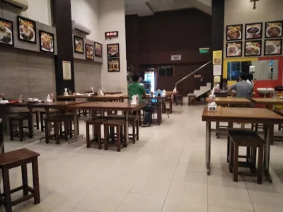 Warung Bu Kris restoran keluarga di jakarta utara, restoran di jakarta