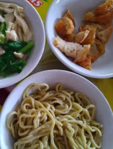 mie ayam bsd