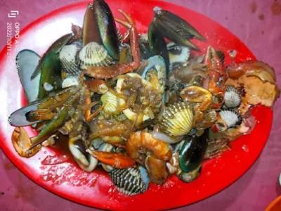 seafood Pandawa 5 Pecel Lele, Seafood Cibubur