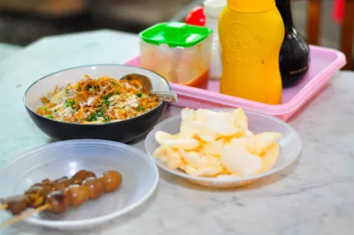 Bubur Ayam Jakarta, bubur ayam surabaya