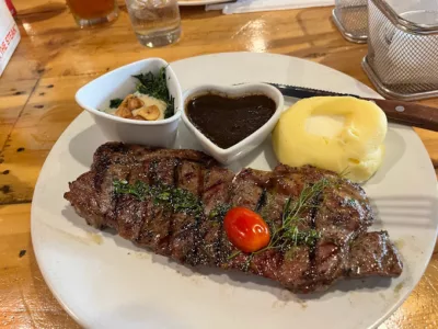 Double U Steak by Chef Widhi restoran di galaxy Bekasi