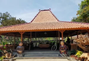 Kampung Mertua Cafe & Resto