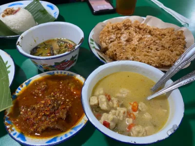 Kedai Rukun Yakarta restoran di blok m square