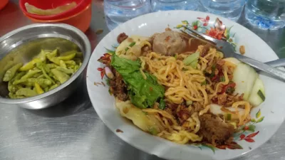 Pangsit Mie Ayam Tidar 238, mie ayam di surabaya