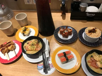 Tom Sushi Grand restoran di Galaxy bekasi