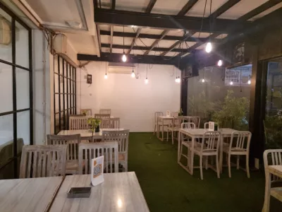 Warung Pasta, restoran di rawamangun