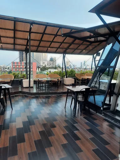 Cafe Rooftop Di Surabaya