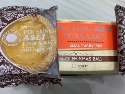 pie susu khas bali