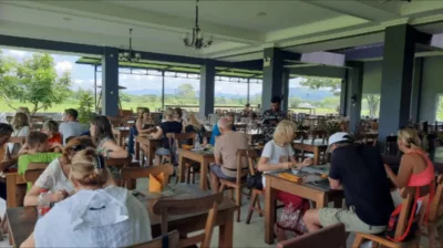 Restoran di Prambanan