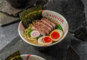 menu andalan Ramen Ya