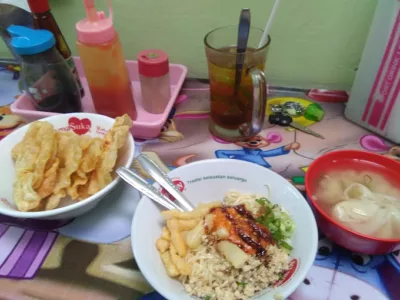 Mie Ayam Gang Kecil, mie ayam enak di solo