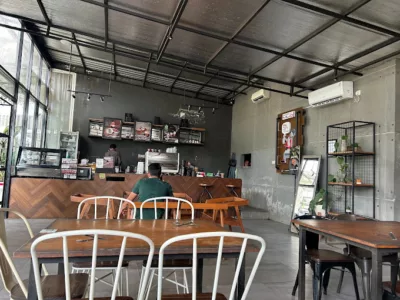 Moment Coffee & Space, coffee shop semarang