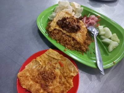 Nasi Goreng Semalam Suntuk, kuliner malam medan