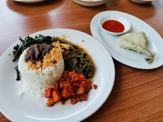 nasi padang di surabaya