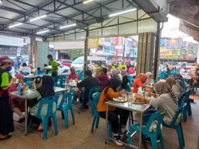 rekomendasi restoran di Medan, kuliner malam medan