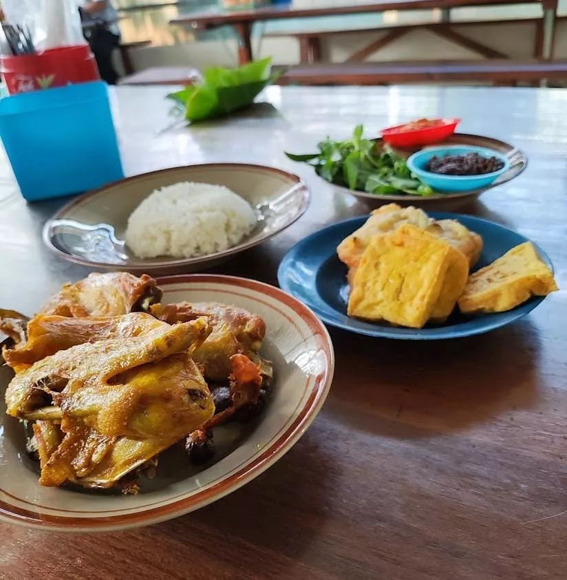 Ayam Goreng di Solo