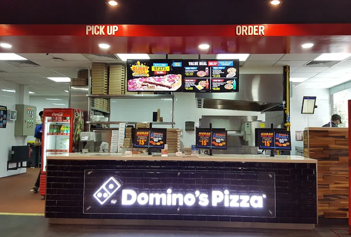 menu Pizza Domino